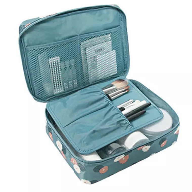 - Travel Makeup Case Professional Cosmetic Makeup Bag Organi